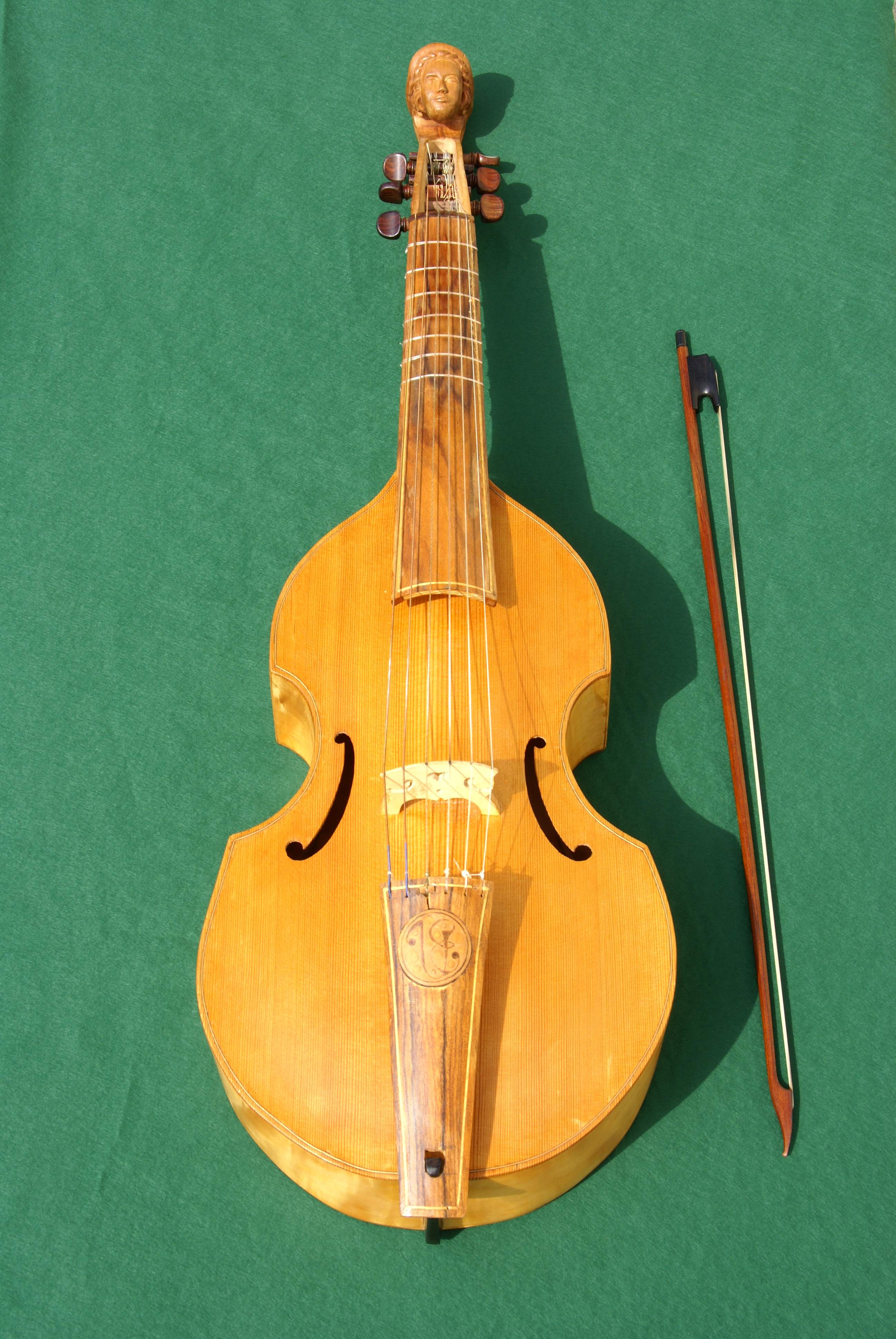 Kniefidel Anmühtig und wol zu hören