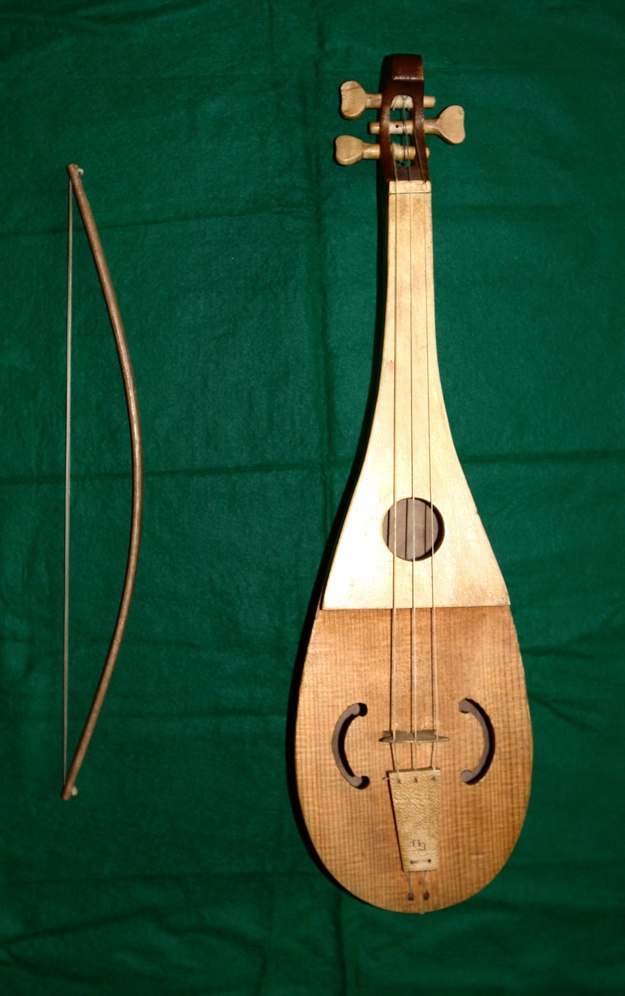 Rebec Anmühtig und wol zu hören