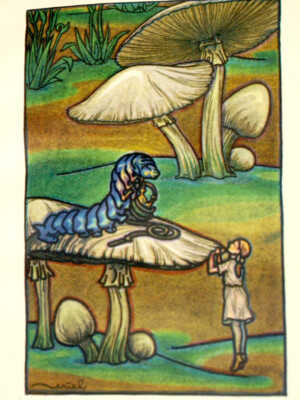 Alice im Wunderland, illustriert von
Uriel Birnbaum (1894-1956, österreichisch-jüdischer Graphiker, Buchillustrator, Karikaturist, Maler und Schriftsteller)