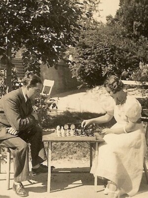 Schachpartie mit Hans Bohdjalian.