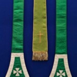 Stola, Manipel und Bursa in grün für den Jahreskreis