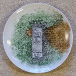 Jüdischer Friedhof Mödling: Bemaltes Porzellan, gestaltet von Margarethe Richter, Mödling