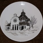 Synagoge Mödling: Bemaltes Porzellan, gestaltet von Margarethe Richter, Mödling