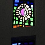 Betondickglasfenster der Herz-Jesu-Kirche