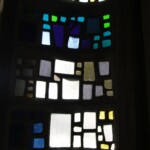 Betondickglasfenster der Herz-Jesu-Kirche