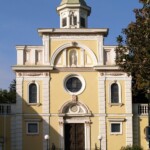 Westfassade der evangelischen Kirche A.B.